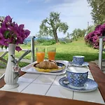 Konukevi Il Colle Della Brina 4*