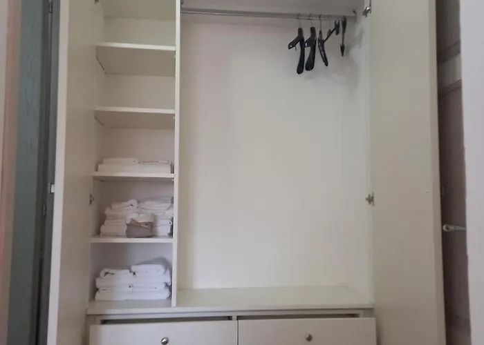 Il Colle Della Brina 招待所 4*